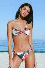 Charger l'image dans la galerie, Bas de bikini d¨¦coup¨¦ sur le c?t¨¦ imprim¨¦ floral