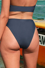 Charger l'image dans la galerie, Bas de bikini taille haute de couleur unie