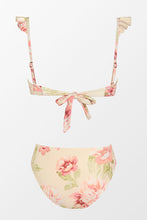 Charger l'image dans la galerie, Bikini rose bralette ¨¤ volants et col en V et hipster classique