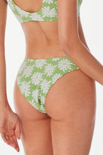 Charger l'image dans la galerie, Bas de bikini ¨¦chancr¨¦ vert imprim¨¦ floral taille basse