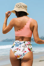 Charger l'image dans la galerie, Bikini floral asym¨¦trique ¨¤ bordure festonn¨¦e