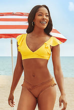 Charger l'image dans la galerie, Bas de bikini ¨¤ volants caramel