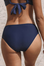 Charger l'image dans la galerie, Bas de bikini couleur unie ¨¤ taille moyenne