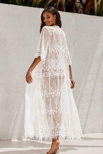 Charger l&#39;image dans la galerie, Cover up kimono en maille brod¨¦e blanc
