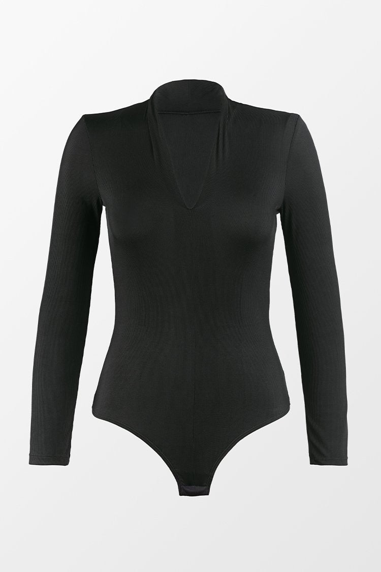 Body noir ¨¤ manches longues et col en V