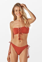 Charger l&#39;image dans la galerie, Bikini bandeau rouge ¨¤ lacets
