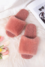 Charger l&#39;image dans la galerie, Chaussons en fausse fourrure de lapin en peluche rouge orang¨¦
