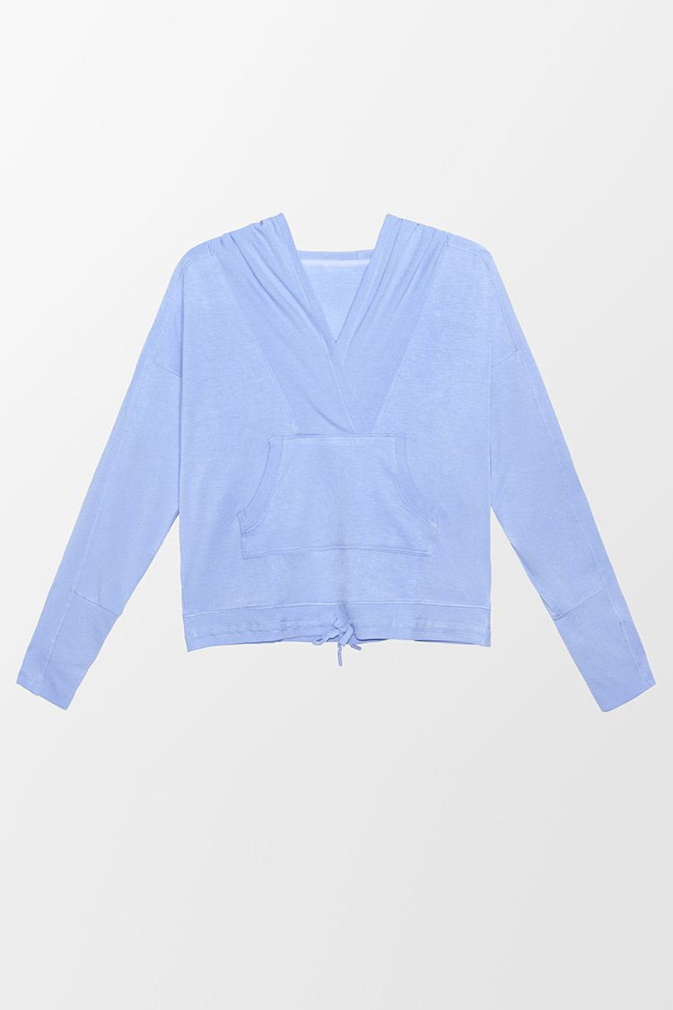 Sweat ¨¤ capuche bleu clair avec cordon de serrage ¨¤ manches longues