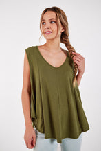 Charger l&#39;image dans la galerie, Top oversize sans manches ¨¤ col en V
