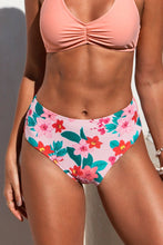 Charger l&#39;image dans la galerie, Bas de bikini taille moyenne ¨¤ fleurs
