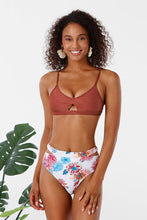Charger l&#39;image dans la galerie, Bikini taille haute textur¨¦ et imprim¨¦ floral rouge 
