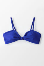 Charger l&#39;image dans la galerie, Haut de bikini bleu nou¨¦ devant 
