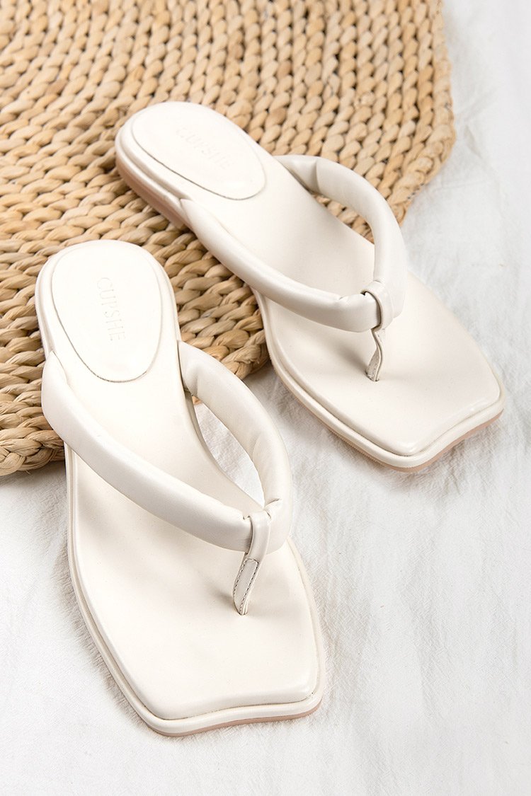Sandales tongs blanches