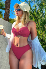 Charger l&#39;image dans la galerie, Bikini r¨¦versible avec haut torsad¨¦ ¨¤ armatures et rayures
