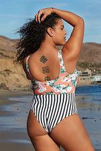 Charger l&#39;image dans la galerie, Maillot de bain une pi¨¨ce grande taille nou¨¦ imprim¨¦ floral et ray¨¦ 
