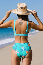 Charger l&#39;image dans la galerie, Bikini bralette taille moyenne festonn¨¦ ¨¤ col en V
