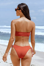 Charger l&#39;image dans la galerie, Bikini bandeau rouge ¨¤ lacets

