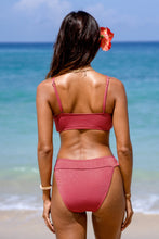 Charger l&#39;image dans la galerie, Bikini hipster taille moyenne ¨¤ bandes avec bralette torsad¨¦e
