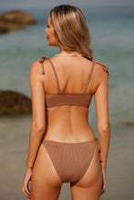 Charger l&#39;image dans la galerie, Bikini bralette c?tel¨¦e ¨¤ nouer et hipster ¨¤ cordon
