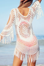 Charger l&#39;image dans la galerie, Cover up en crochet blanc avec bordure ¨¤ franges
