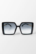 Charger l&#39;image dans la galerie, Lunettes de soleil oversize noires
