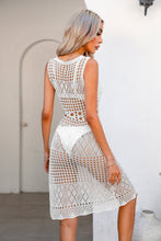 Charger l&#39;image dans la galerie, Robe cover up en crochet avec col rond
