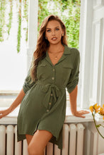 Charger l&#39;image dans la galerie, Robe chemise ¨¤ manches longues avec cravate ¨¤ la taille ¨¤ col de chemise

