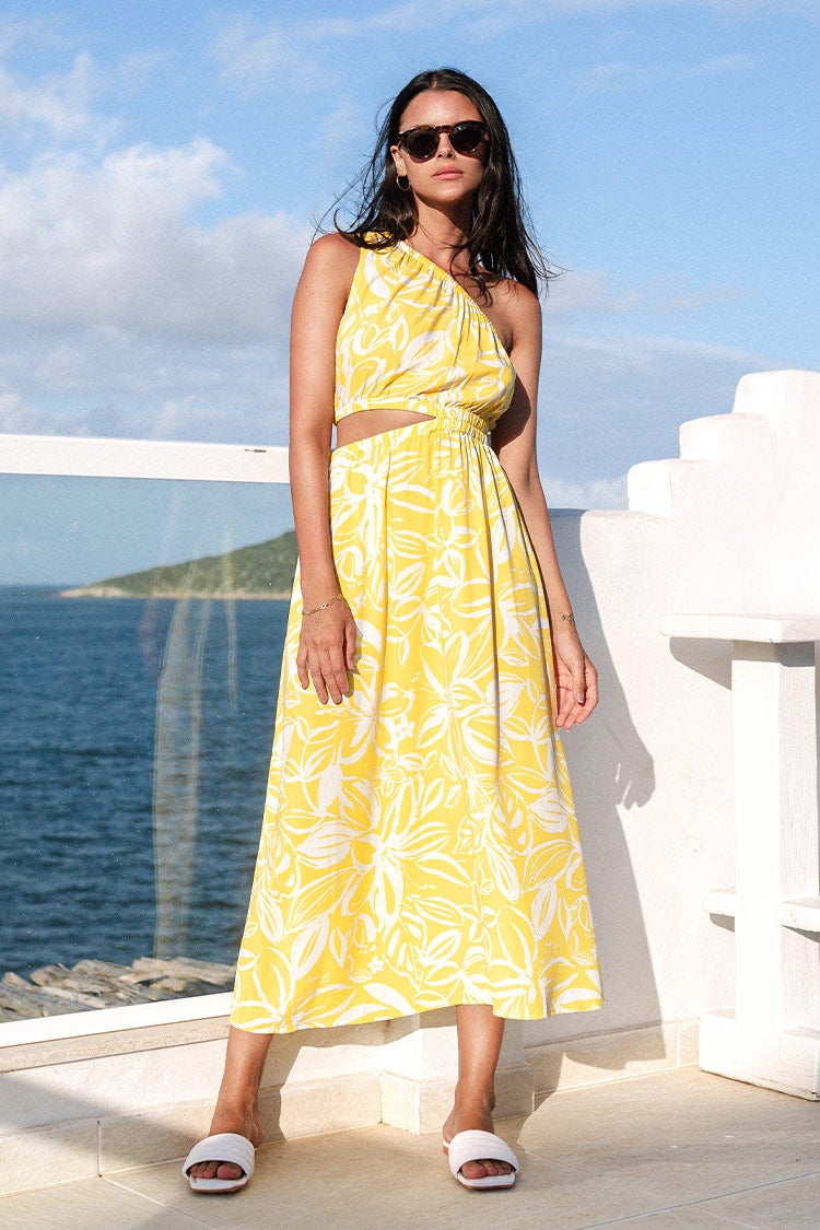 Robe fleurie ¨¤ une ¨¦paule d¨¦coup¨¦e
