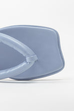 Charger l&#39;image dans la galerie, Sandales tongs bleues
