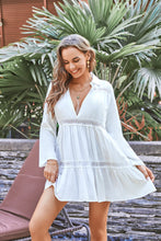 Charger l&#39;image dans la galerie, Cover up ¨¤ manches longues avec bordures en dentelle
