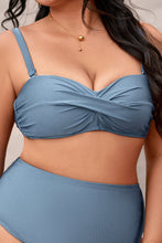 Charger l&#39;image dans la galerie, Haut de bikini grande taille moul¨¦ torsad¨¦ ¨¤ l&#39;avant
