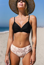 Charger l&#39;image dans la galerie, Bikini hipster avec bralette ¨¤ col en V et imprim¨¦ animal abstrait
