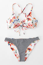 Charger l&#39;image dans la galerie, Bikini r¨¦versible ray¨¦ floral
