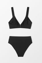 Charger l&#39;image dans la galerie, Bikini taille haute et bralette noire ¨¤ bandes
